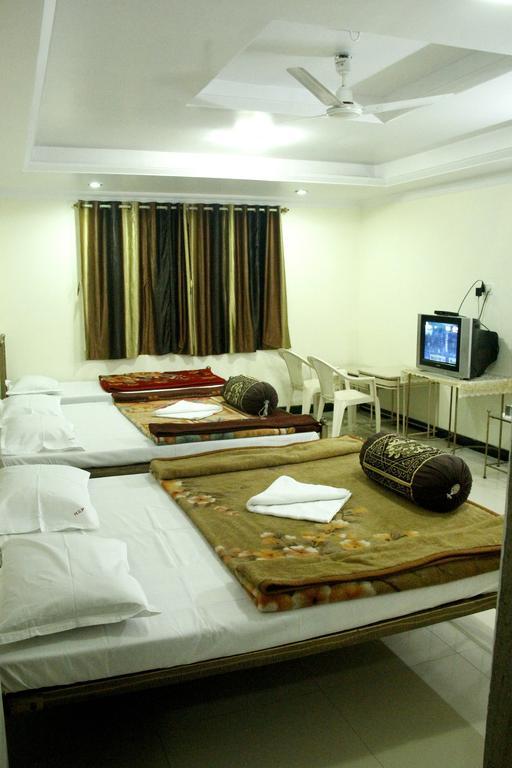 Hotel Shanti Palace Mahabaleshwar Exterior photo