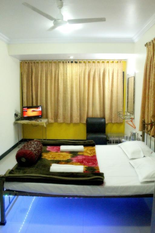 Hotel Shanti Palace Mahabaleshwar Exterior photo
